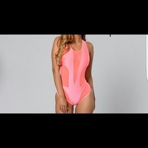 Fashion nova it’s an illusion swimsuit small coral